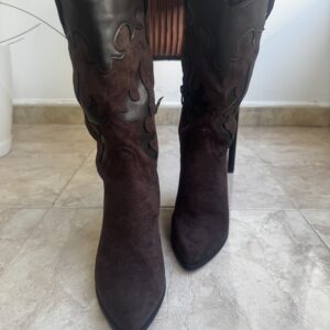 Bota caña media marron