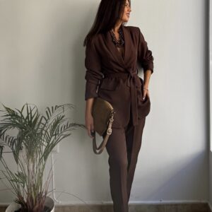 Traje Traf de chaqueta y pantalón