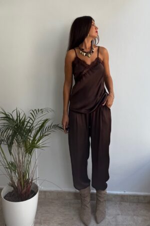 Pantalón satinado marrón
