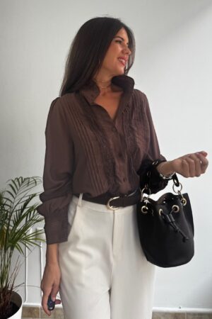 Blusa cuello mao marrón