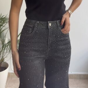 Jeans desgastado negro brillos