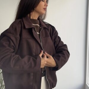 Chaqueta marrón forrada cremallera