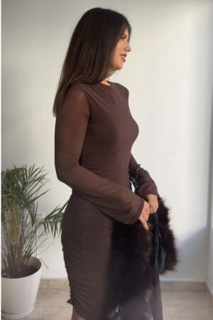 Vestido marrón tull