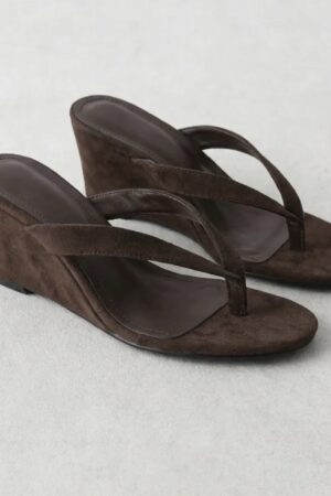 Sandalia cuña ante marrón