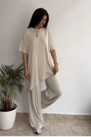 Conjunto asimétrico licra fría beige