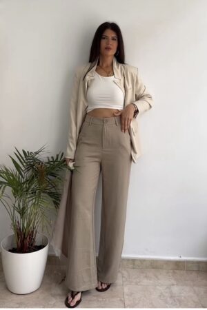 Pantalón recto fluido moka