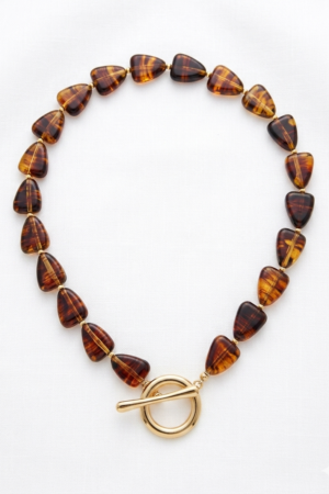 Collar corto ovalado