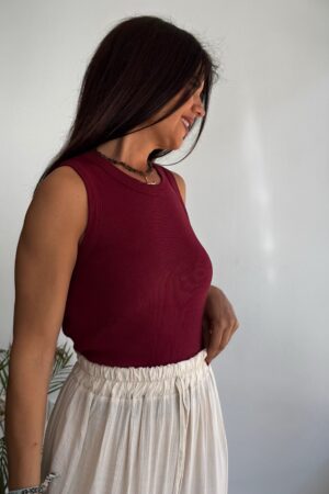 Camiseta canalé guinda