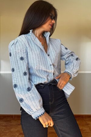 Camisa de ratlles celeste